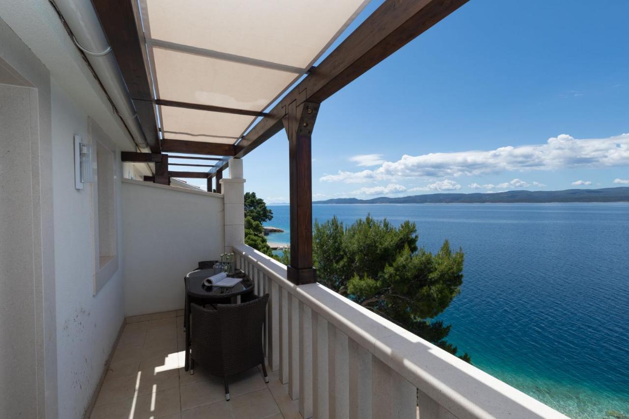 Apartments Empress Mimice Bagian luar foto